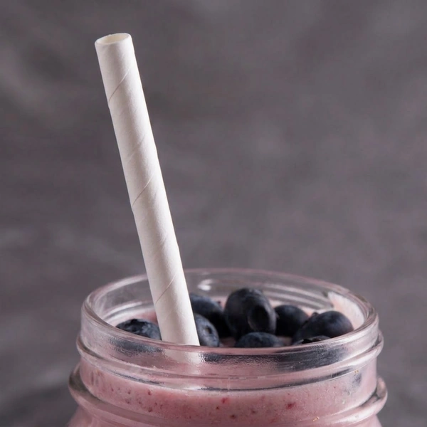 boba white paper straw 210mm x 10mm in use boba white paper straw 210mm x 10mm in use